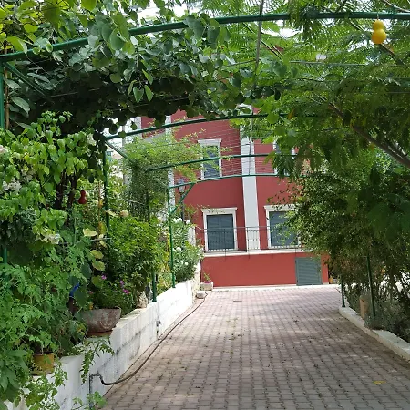 Liogerma House * Λακήθρα