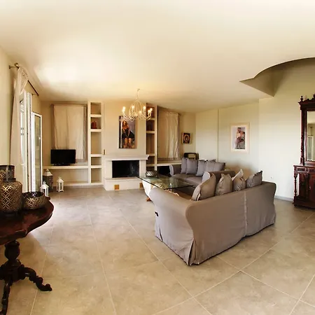 Apartment Liogerma House Lakithra
